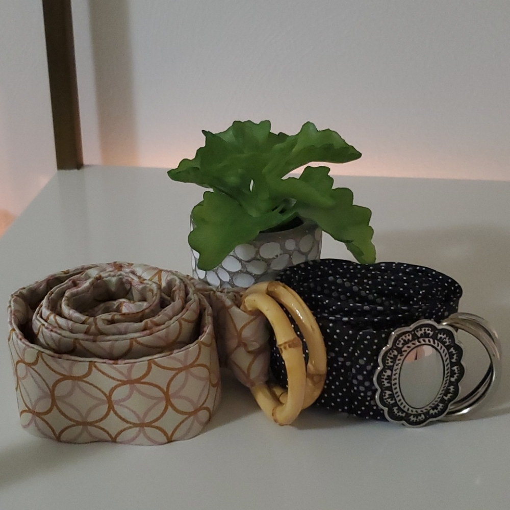 2 Old Navy tie belts bundle